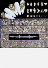 Cargar imagen en el visor de la galería, 1 Box 3D Mix Crystal Glass Diamante Claw Set Nail Rhinestone Arts Bling Gem I9B6